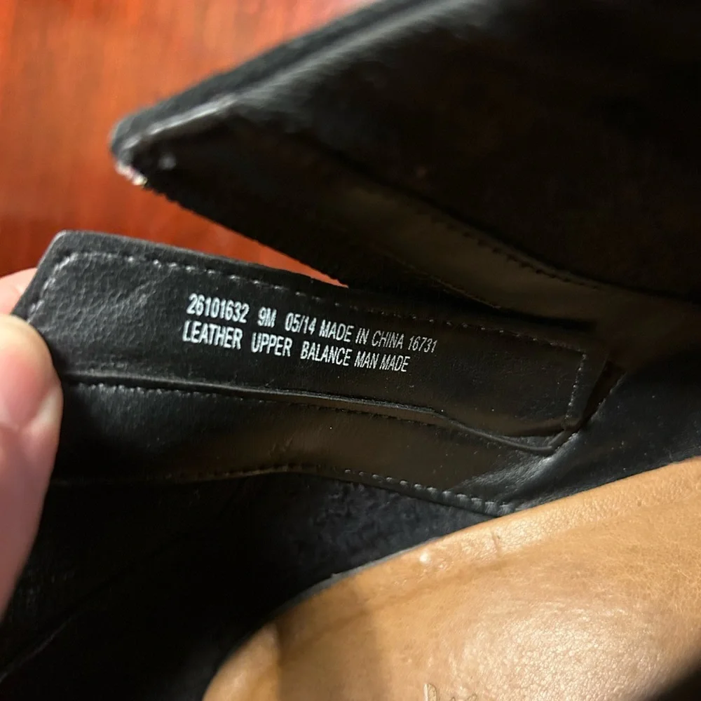 Clarks suede leather booties size 9 - Picture 6 of 6